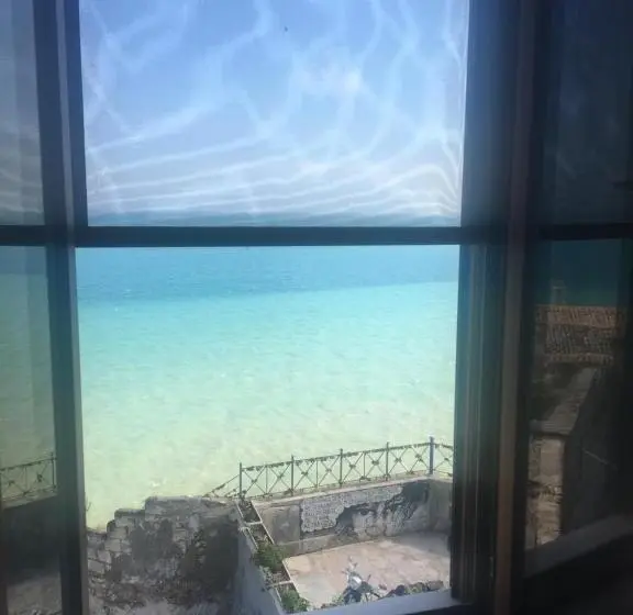 اتاق استاندارد سه نفره, Locanda Al Castello