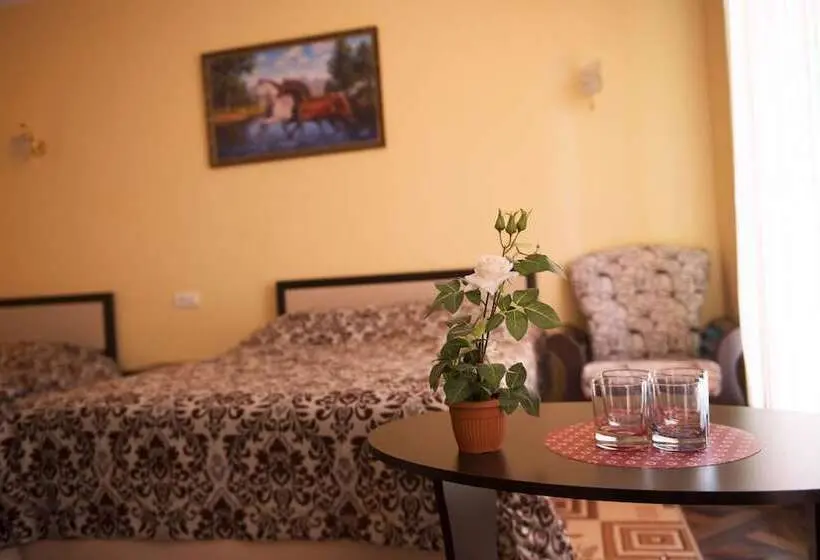 Chambre Quadruple Standard, Siyanie