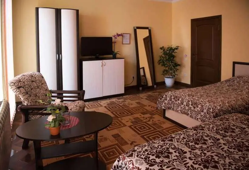Chambre Quadruple Standard, Siyanie