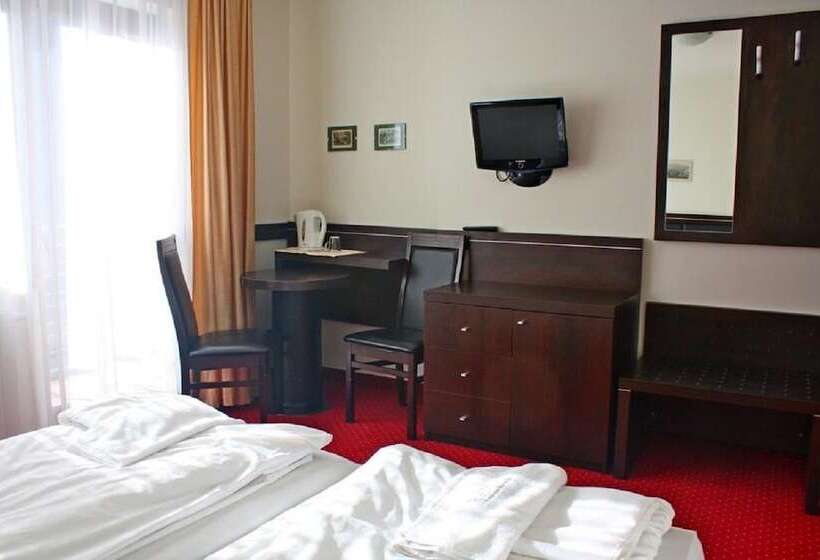 اتاق استاندارد, Willa Halka