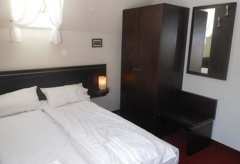 اتاق استاندارد, Willa Halka