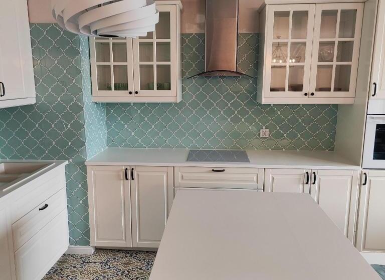 سوییت لوکس, Sleepy3city Apartments Batorego 9