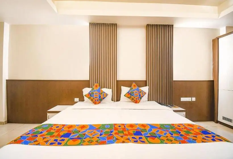 اتاق اجرایی سه نفره, Fabhotel Emerald