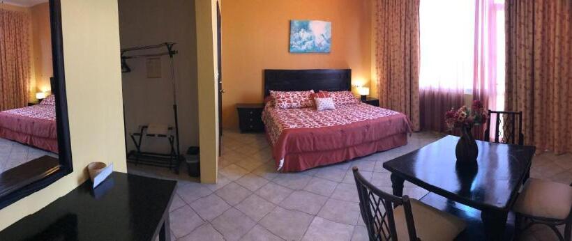 스탠다드 룸 킹사이즈 침대, Santa Luisa Finca Boutique