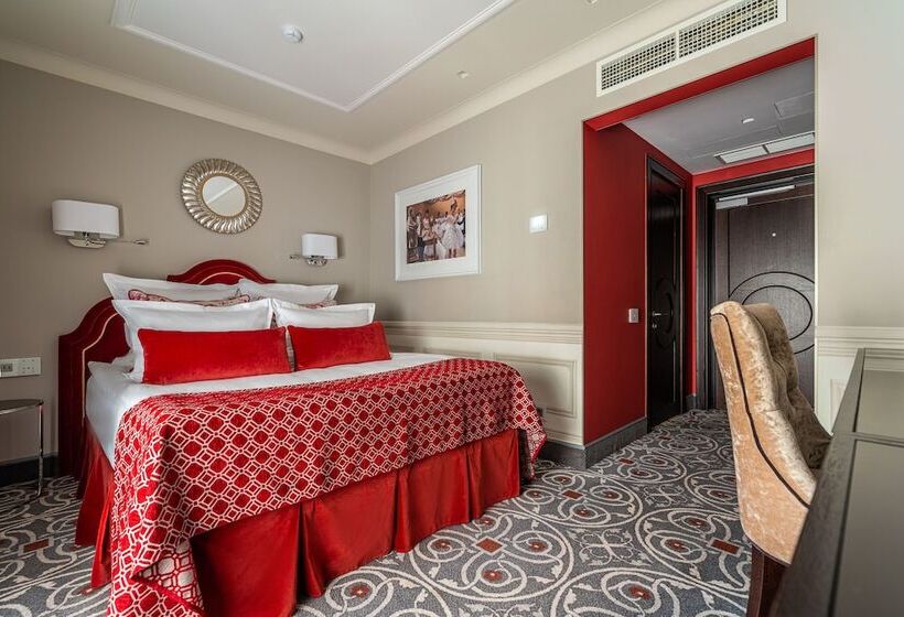 غرفة قياسية, Albora