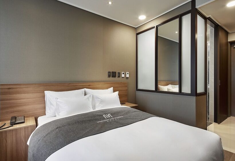 标准间, Westernbay Marina