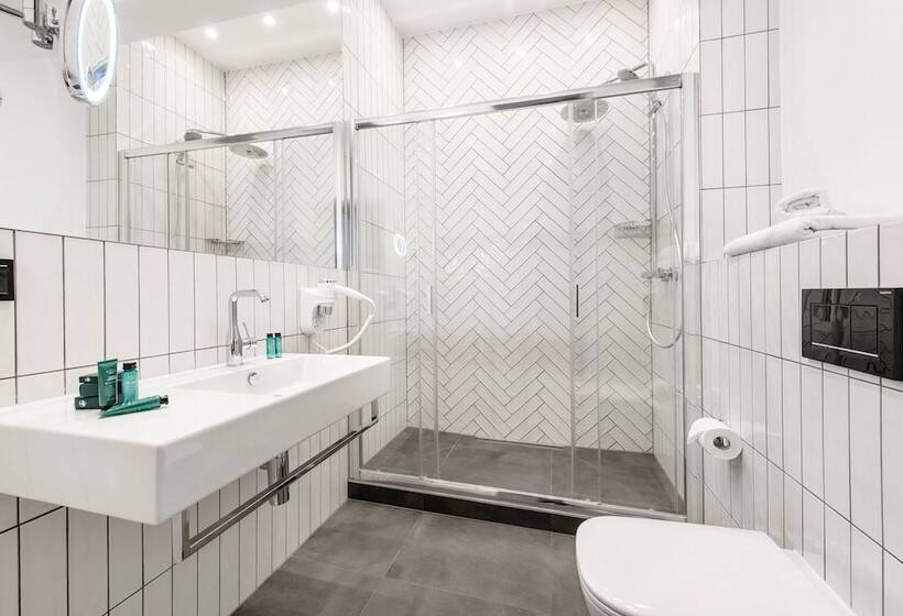 דירת חדר סופריור, Vinfort Apart