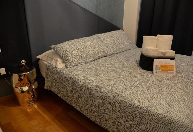 اتاق استاندارد با سرویس بهداشتی مشترک, B&b Trento   Only Self Check In