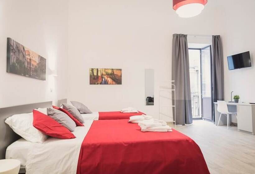 اتاق سوپریور سه تخته, Fladi House Catania