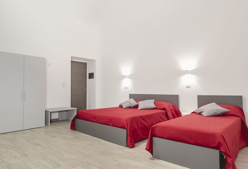 اتاق سوپریور سه تخته, Fladi House Catania