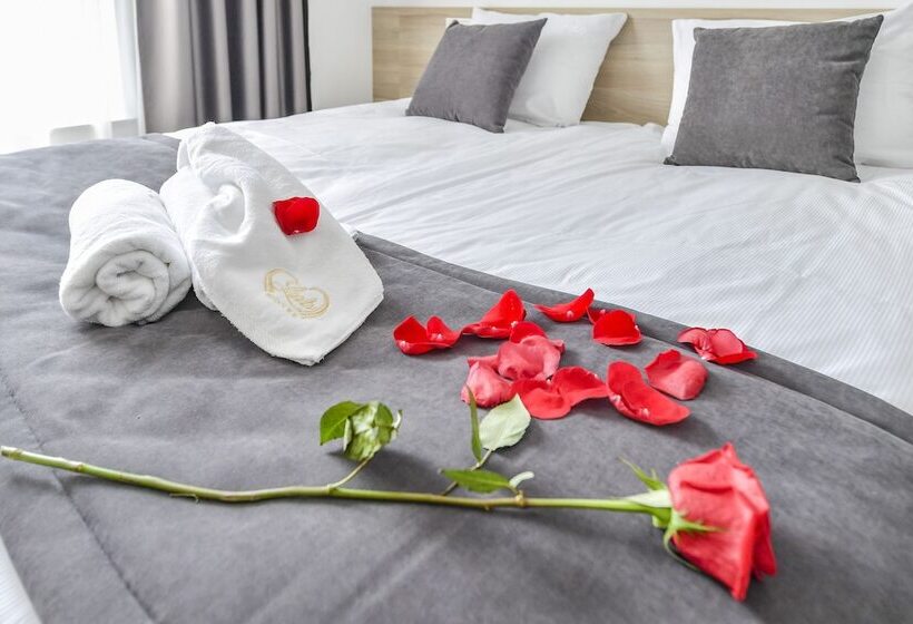 اتاق لوکس, Lub