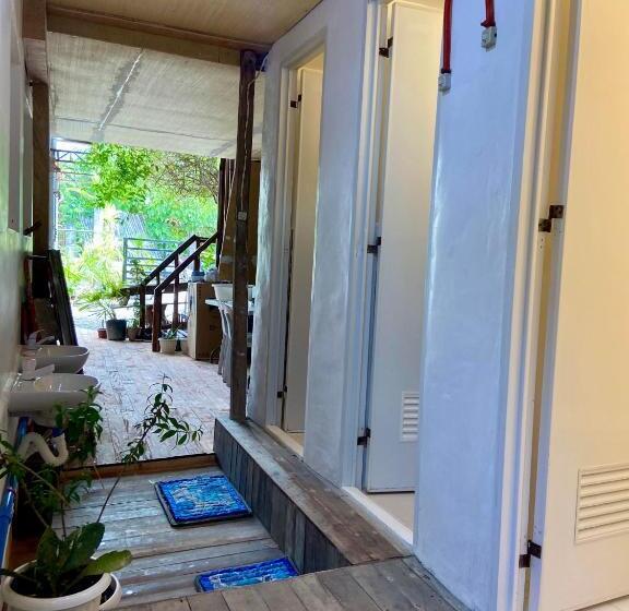 חדר סטנדרט, Babu Backpackers Inn