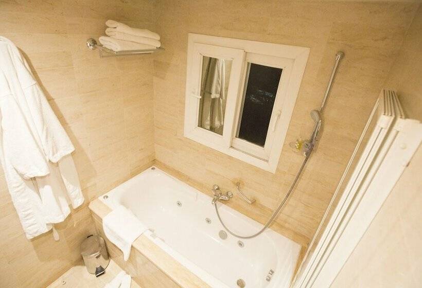 سوییت جونیور, Ambassadeurs