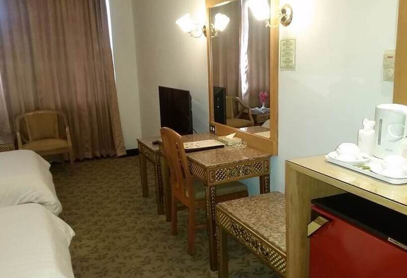 اتاق سوپریور, Ariston Hotel Bangkok