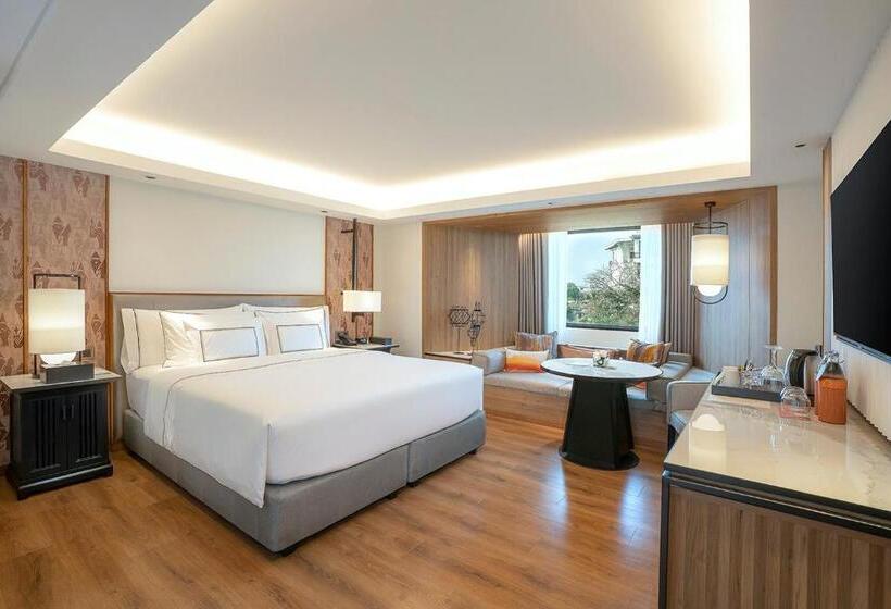 Номер Deluxe, Melia Chiang Mai