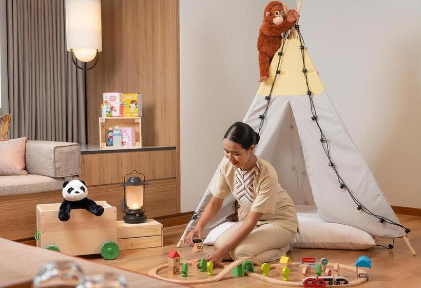 Семейный Номер, Melia Chiang Mai