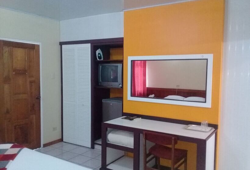 スタンダードルーム, Monique S Guesthouse