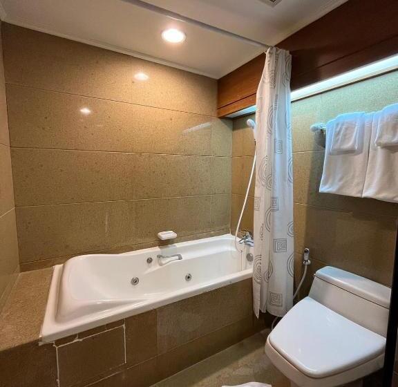 스탠다드 룸 킹사이즈 침대, Suntara Wellness Resort &