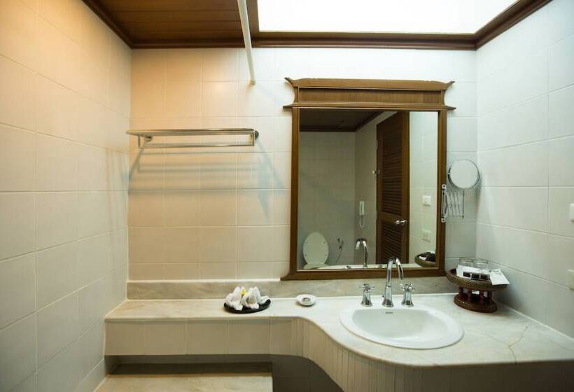 Quarto Superior, Imperial Golden Triangle Resort