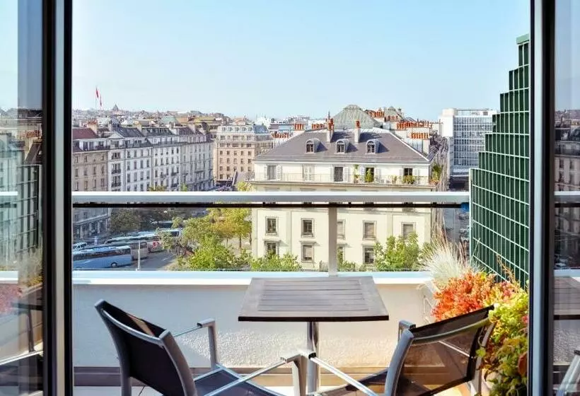 استودیو استاندارد با بالکن, Aparthotel Adagio Genève Mont Blanc