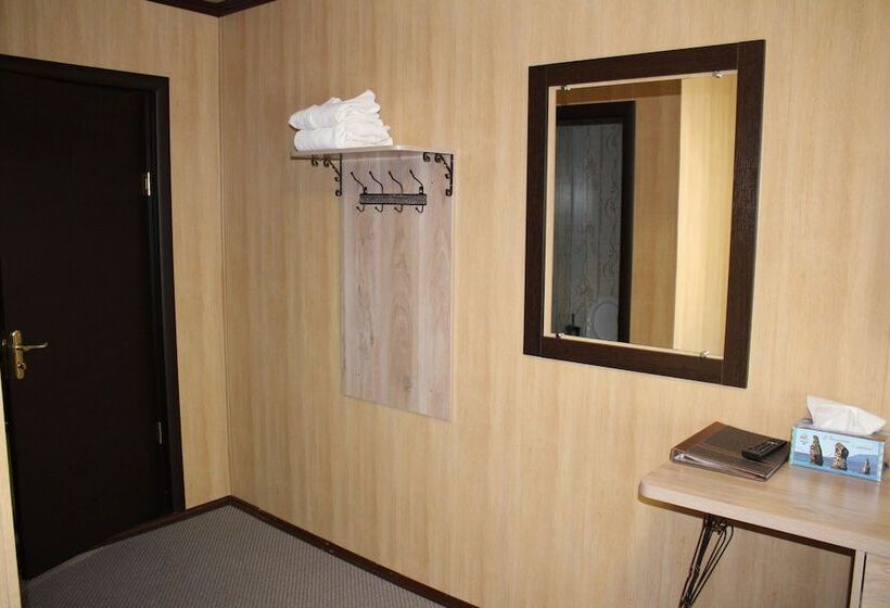 اتاق استاندارد, Peliken