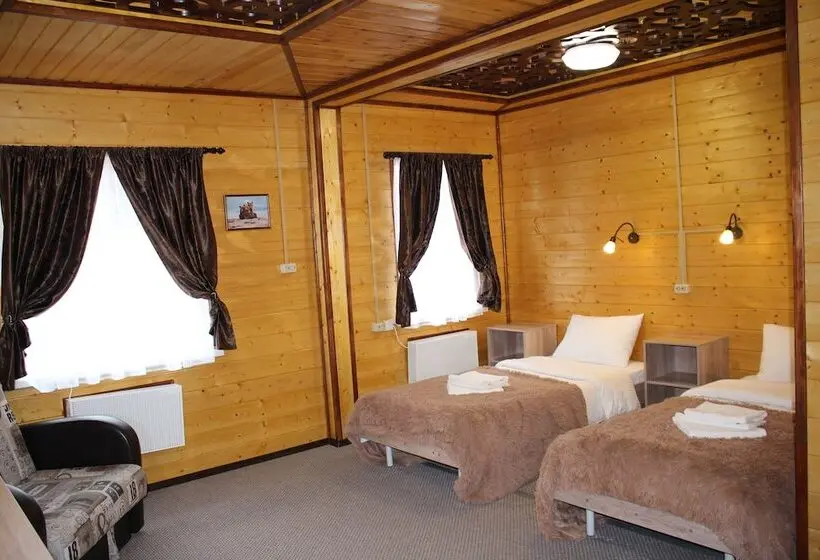 اتاق سوپریور, Peliken