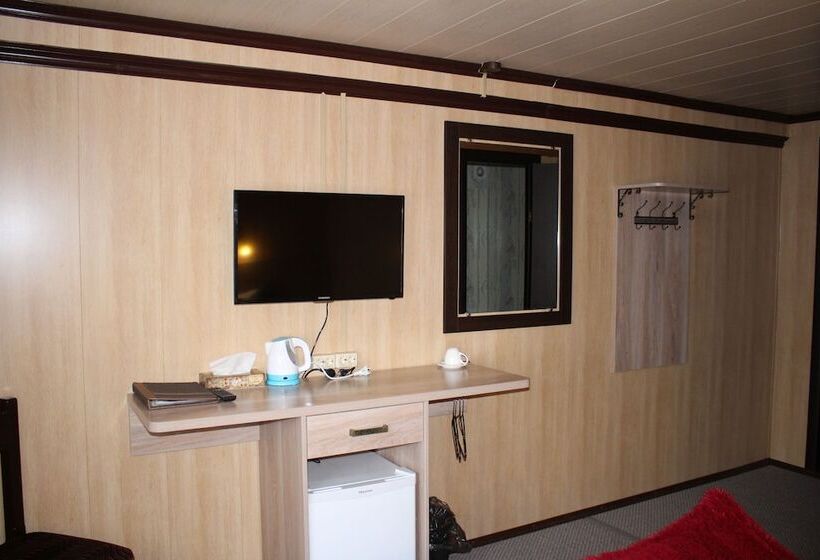 اتاق استاندارد, Peliken