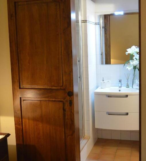 스탠다드 스튜디오, Agriturismo Poderino