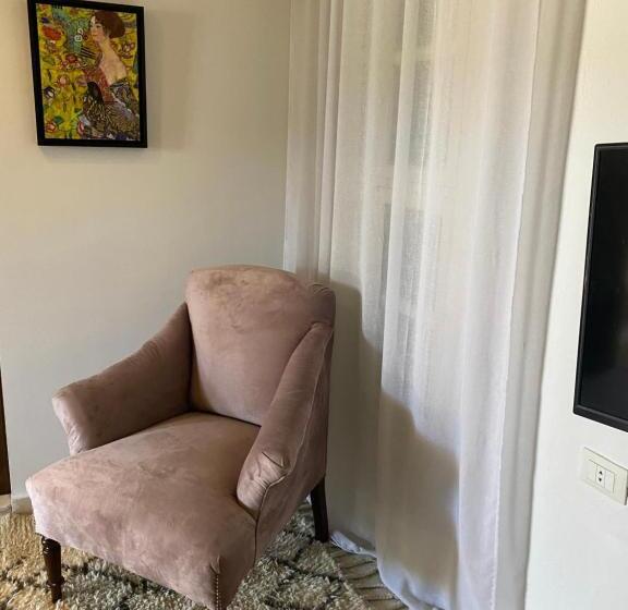 اتاق استاندارد, Dar Camelia