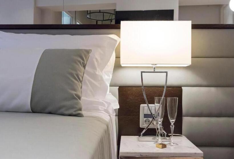 스탠다드 룸 킹사이즈 침대, Fortuna Luxury Rooms