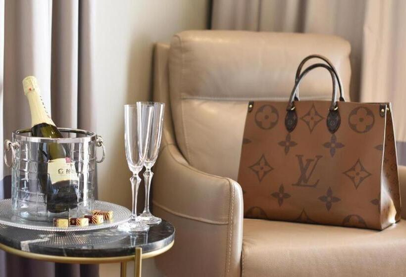 스탠다드 룸 킹사이즈 침대, Fortuna Luxury Rooms