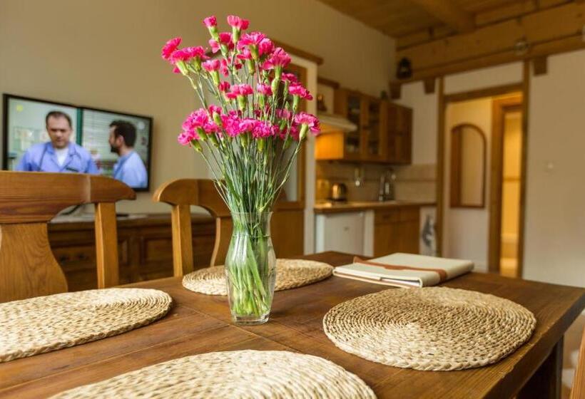 Deluxe-huoneisto 1 Makuuhuone, Rezydencja Bambi