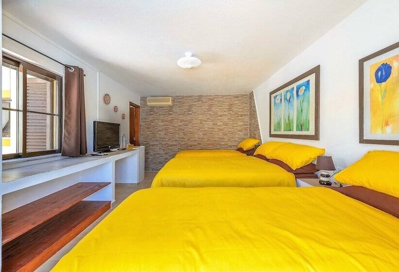 חדר סטנדרט לארבעה, Casa Dos Ninos