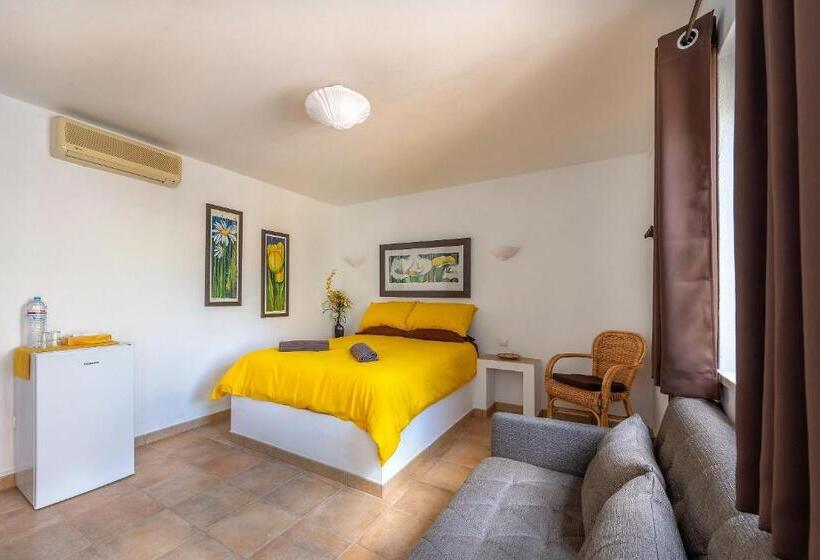 Номер Стандарт, Casa Dos Ninos