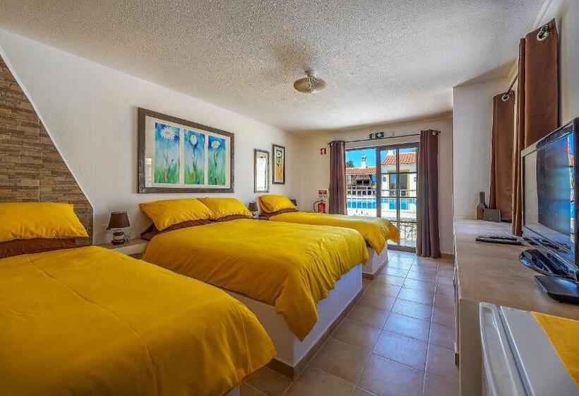 חדר סטנדרט לארבעה, Casa Dos Ninos