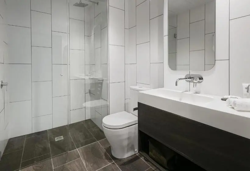 استودیوی استاندارد, Quest Canberra City Walk