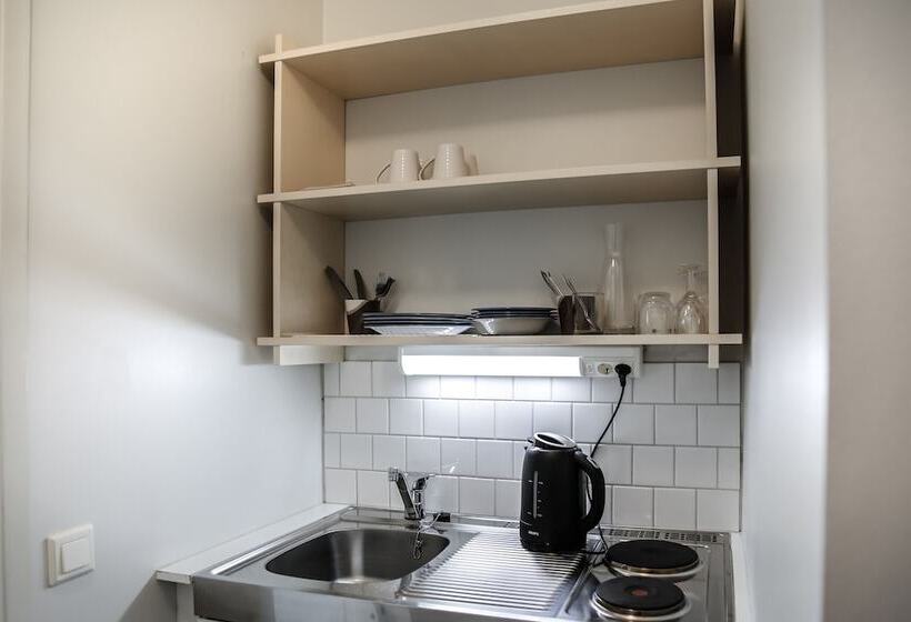 Семейный Номер, Tehtaan Hotelli