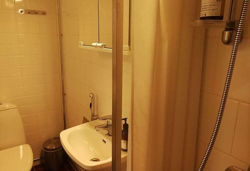 Номер Стандарт Индивидуальный, Tehtaan Hotelli