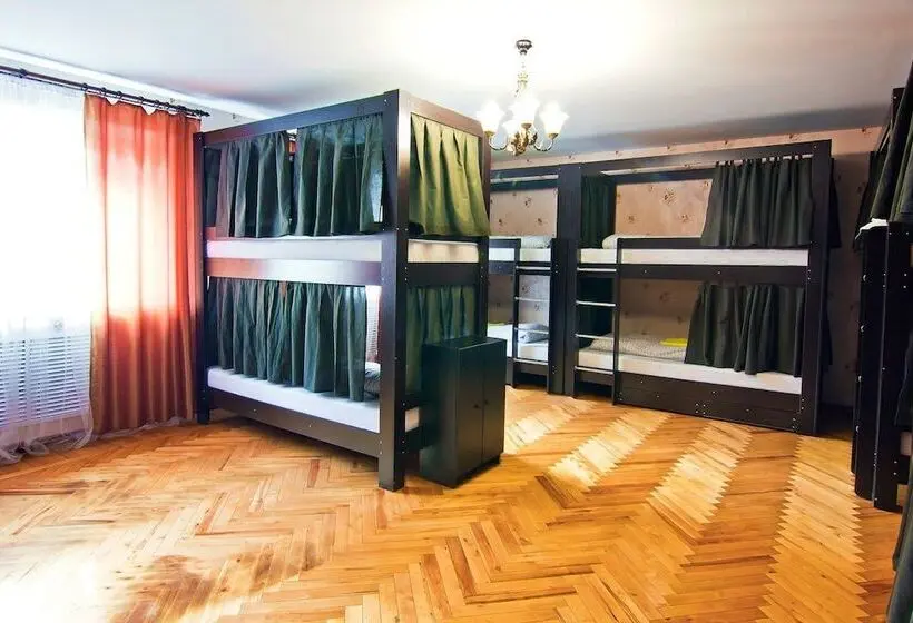 تختخواب در اتاق مشترک, Like Hostel Ryazan