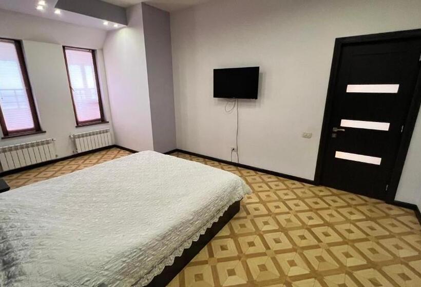 발코니가 있는 스위트, Grand Hills