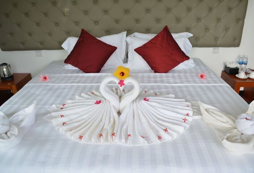 豪华洋房, Pearl Beach Resort & Spa