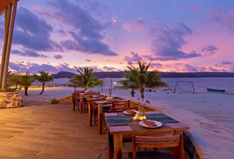 豪华洋房, Pearl Beach Resort & Spa