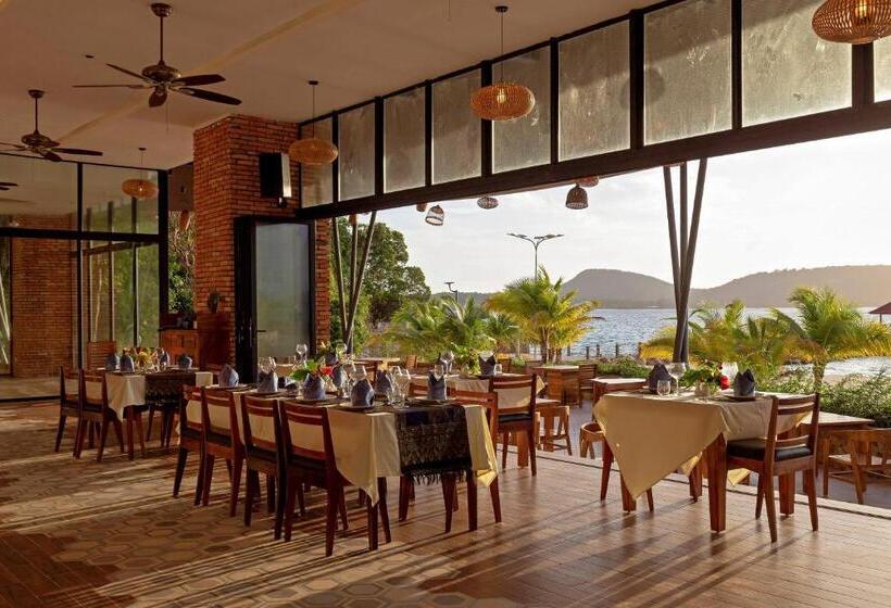 סוויטה נוף לים, Pearl Beach Resort & Spa