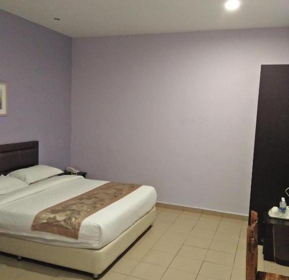 חדר סופריור, Tiong Hua