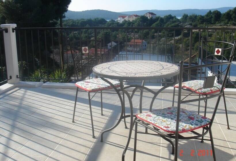 2침실 듀플렉스 아파트, Villa Julia