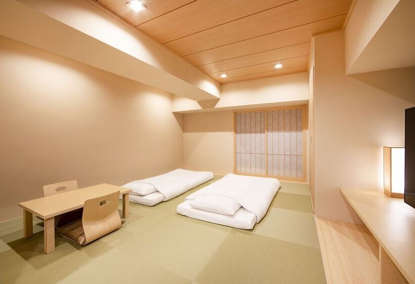 Quarto Familiar, Karaksa Hotel Tokyo Station