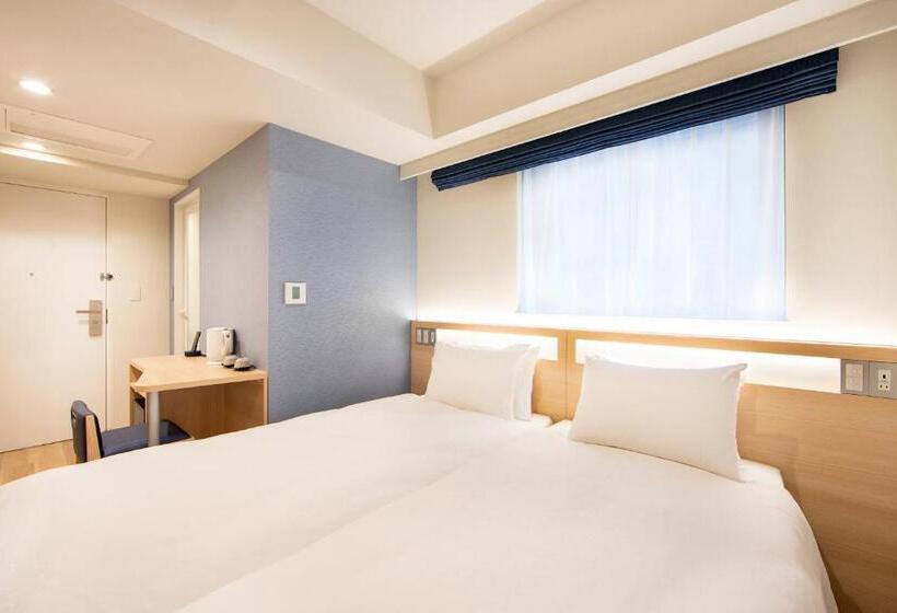 Quarto Estandar, Karaksa Hotel Tokyo Station