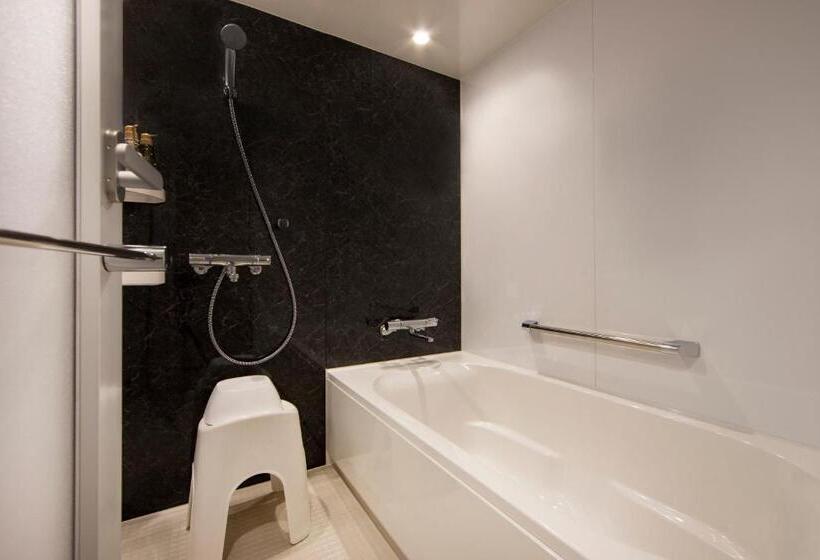Quarto Familiar, Karaksa Hotel Tokyo Station