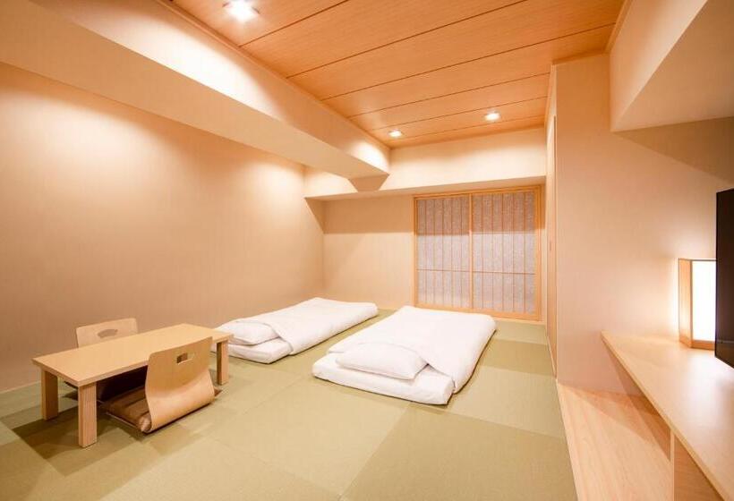 Quarto Familiar, Karaksa Hotel Tokyo Station