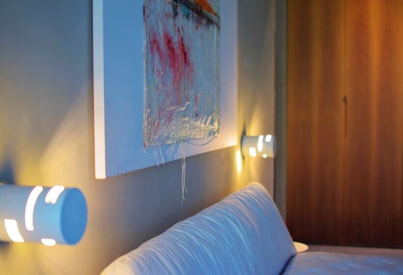 Superior suite with garden view, 101 Adrianou Apartments